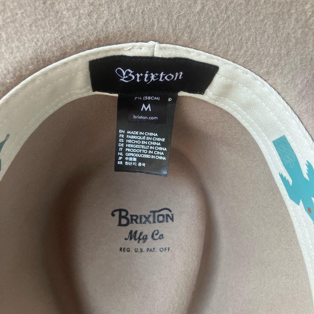 Stylish Beige Hat with Black Band - Picture 2 of 3